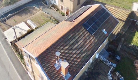 photo de panneaux solaires